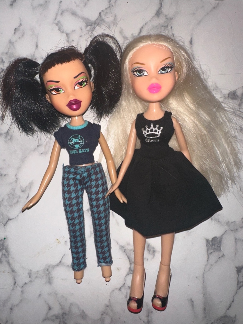 Bratz dolls Jade and Chloe 2001